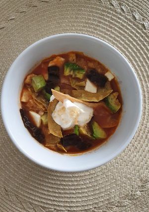 Una foto de Sopita de tortilla