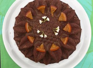 Una foto de Bizcocho de harina de almendras, coco🥥, naranja 🍊 y chocolate, keto, sin azúcar