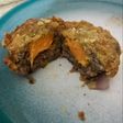 Hamburguesas con cebolla y queso cheddar