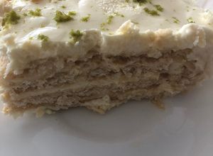 Una foto de Postre de limón con galletas macarena
