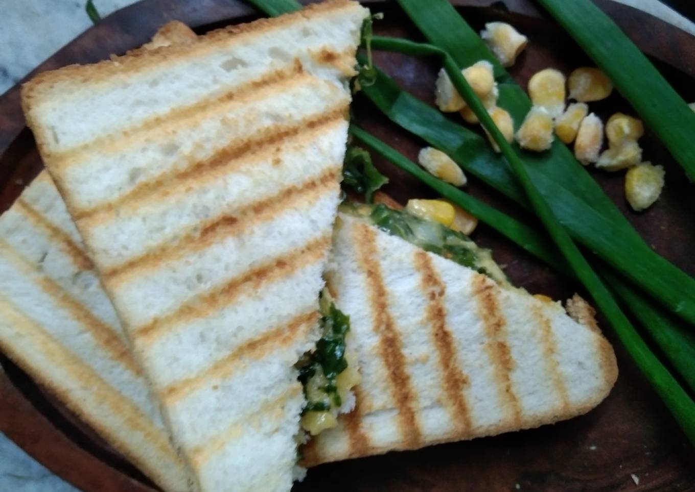 Spinach Corn Sandwich