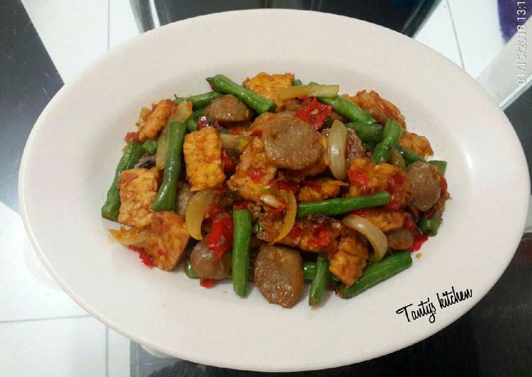 Tumis pedas tempe bakso