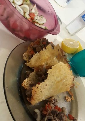 Una foto de Tacos de carne y costra de queso (SIN HARINA)
