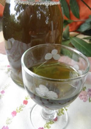 Una foto de Licor de yerba mate