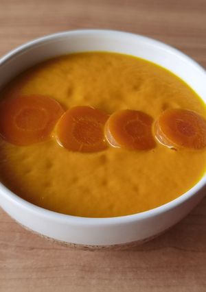 Una foto de Salmorejo de zanahoria