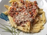 Una foto de pasta penne para niños