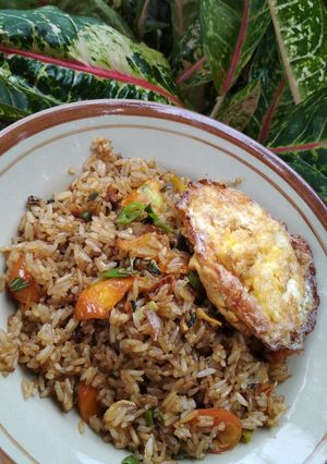 Foto resep Nasi goreng telor ceplok🍳