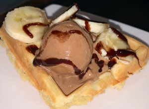 Una foto de Masa de un riquísimo waffle 🧇 😍