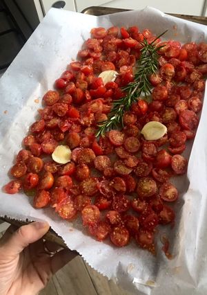 Une photo de Tomate cerise confites du jardin