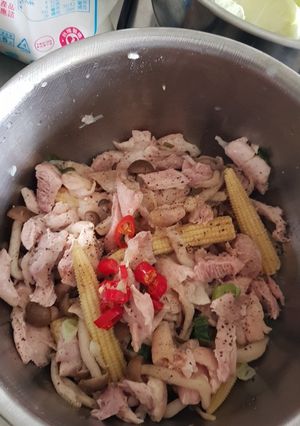 涼拌雞絲蔬菜 的食譜成品照片