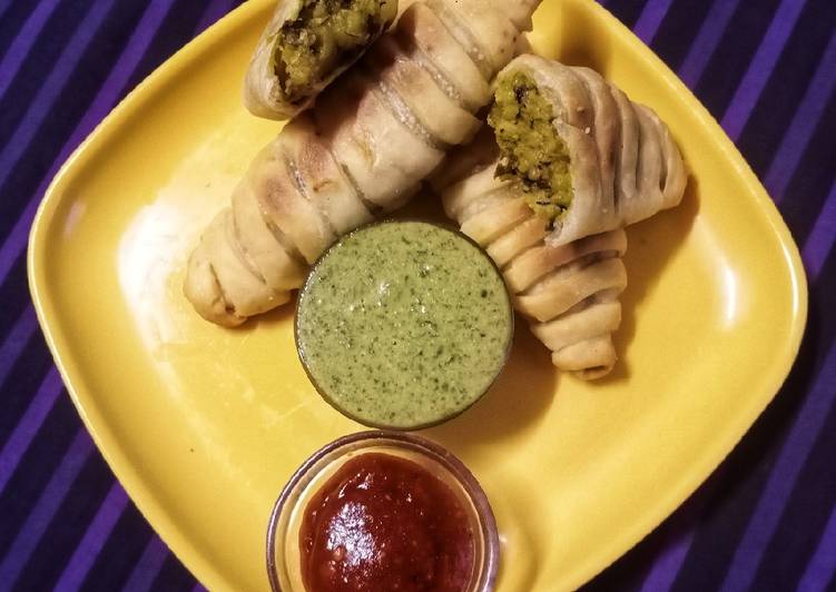Simple Way to Make Quick Baked Batata vada Roll