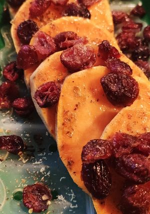 Une photo de Patates douces et cranberries en papillotes