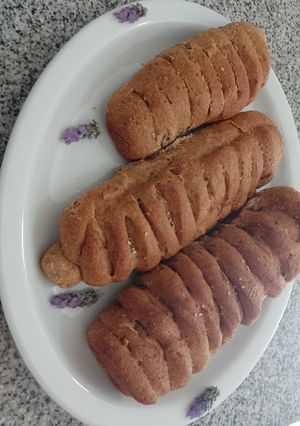 Una foto de Pan integral con semillas tostadas 🌻