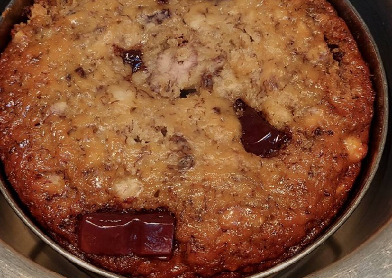 Banana walnut cake