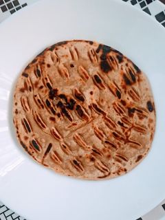 खोबा रोटी (Khoba roti recipe in hindi) रेसिपी मुख्य फोटो
