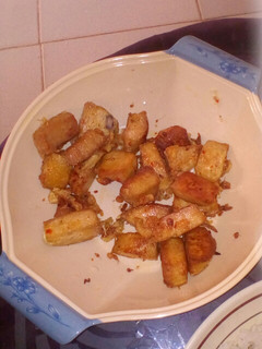 A picture of Kwai cikin kwai.