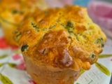 Muffins aux petits pois et cabecou