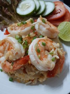 รูปของ "ข้าวผัดกุ้งหอมเนยฉบับง่ายๆ"🦐🍚 Easy Butter Shrimp Fried Rice