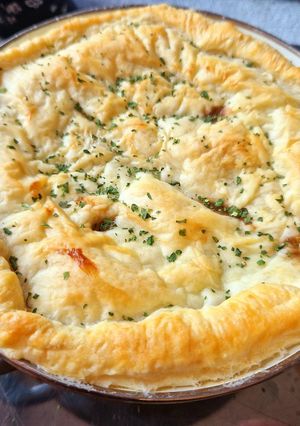 A picture of Mushroom and Ale Pie (Vegetarian).
