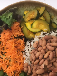 Foto de Bowl de Arroz e Legumes