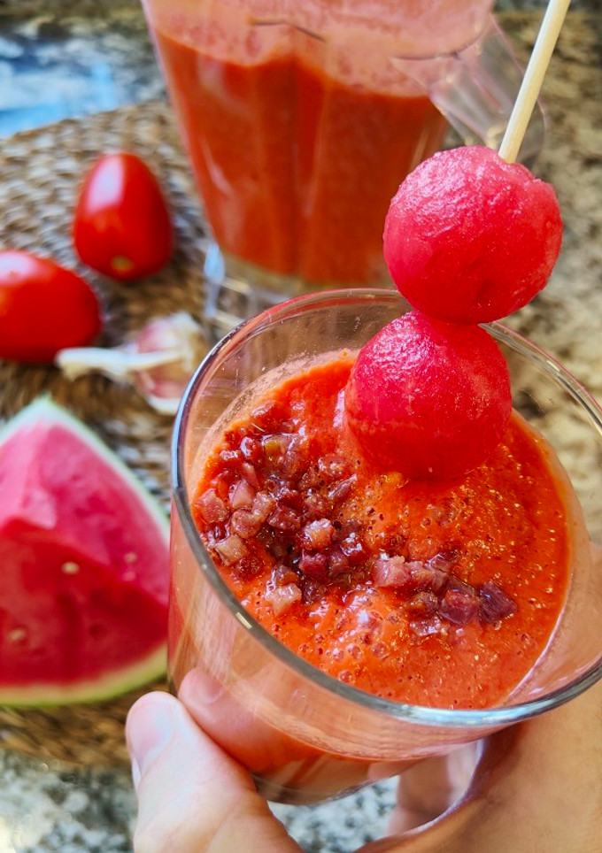 Una foto de Gazpacho de sandía 🍉
