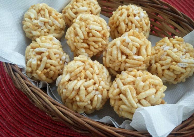 Lai Ke Laddoo (puffed rice balls)
