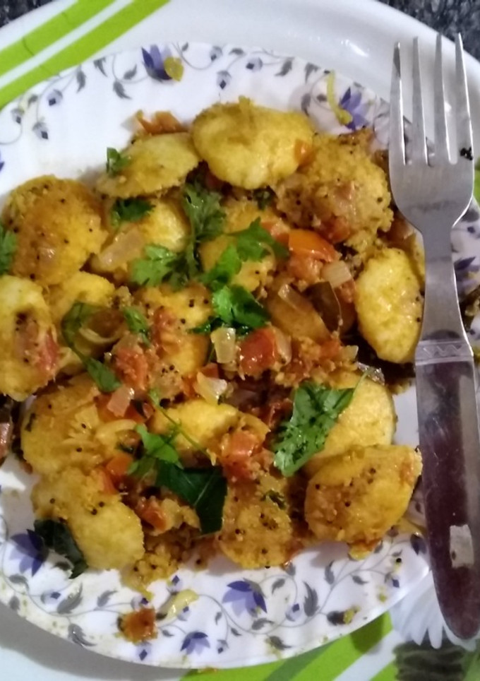 மசாலா பிரை இட்லி செய்முறை முக்கிய புகைப்படம்