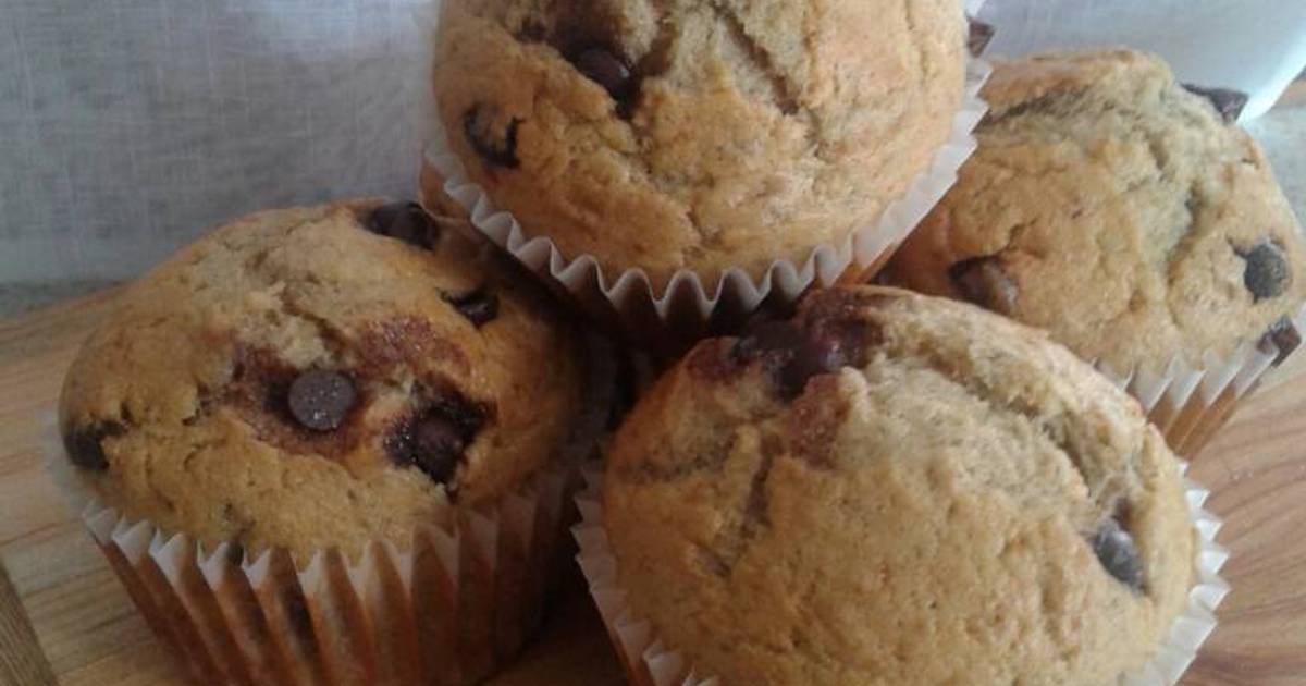 Resep Banana choco chip muffin oleh Asiah Roberts Cookpad