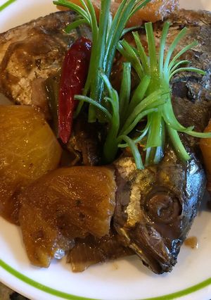 A picture of Braised Mackerel with Pineapple.