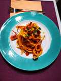 Tonnarelli, pomodorini e calamari