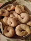 Red Wine Cookies without Eggs or Butter
