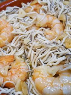 Una foto de Gulas con Gambas