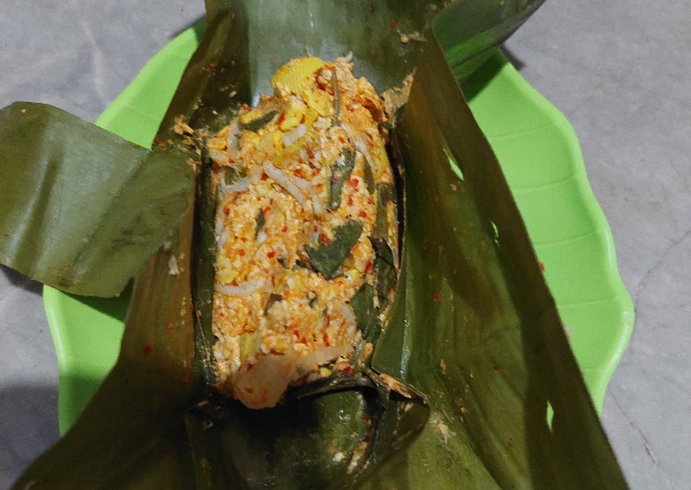 PeTaRi (Pepes Tahu Teri)