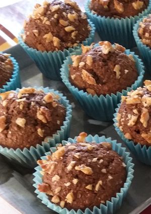 Una foto de Muffins de avena y chocolate!! (opcional nueces)
