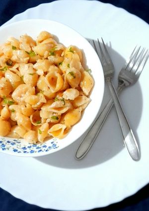 A picture of Garlic Butter Pasta.