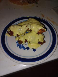 A picture of Chicken Wings with Mustard Bechamel Sauce.