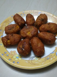 ஸ்வீட் கான் நக்கட்ஸ் (Sweet corn nuggets recipe in tamil) செய்முறை முக்கிய புகைப்படம்