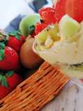 Macedonia di fragole e kiwi con crema pasticcera al cioccolato b