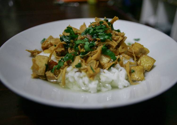 Nasi Bakmoy Ayam