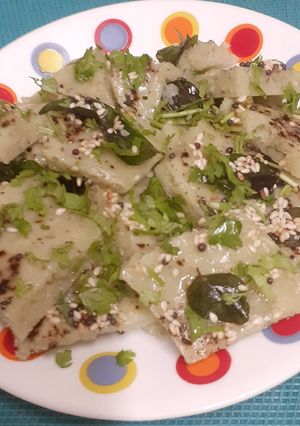 A picture of Farali Dhokla & Farali Chutney.