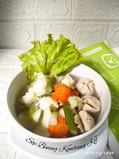 Foto resep *Sop Bening Kembang Kol*