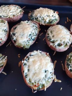 Una foto de Patatas rellenas de espinacas