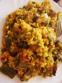 Una foto de Paella vegana 💕