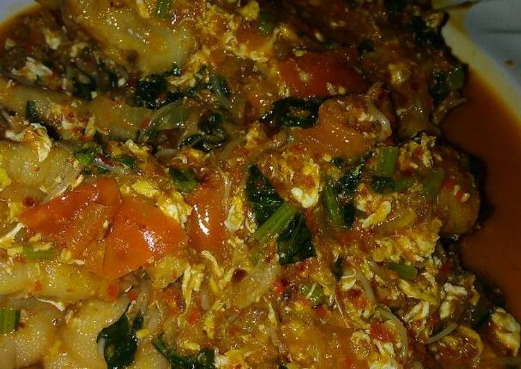 Seblak ceker tulang lunak