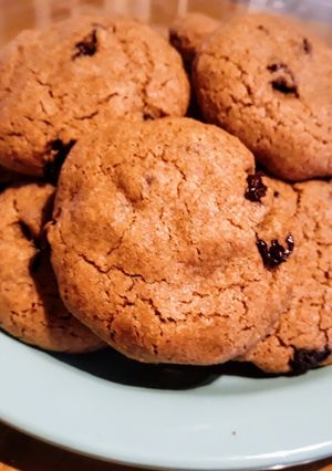 Una foto de ¡Galletas integrales con pasas de uva: VEGANAS!💫