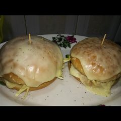 A picture of Stuffed Cheese Burgers.