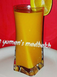 A picture of Orange mango smoothie.