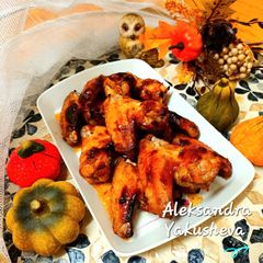 A picture of Chicken wings in honey marinade.