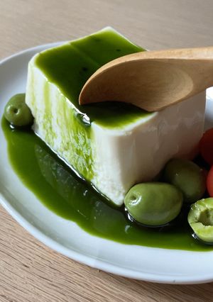 Una foto de Receta de 1 minuto:  Tofu con salsa de Matcha