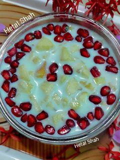 फ्रूट सलाद (Fruit Salad recipe in hindi) रेसिपी मुख्य फोटो